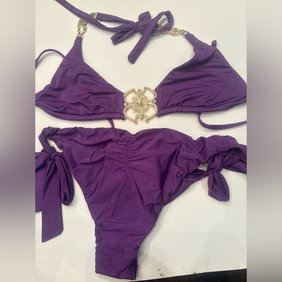 Beach Bunny Violet Bikini with Gold Details - Picture 3 of 3